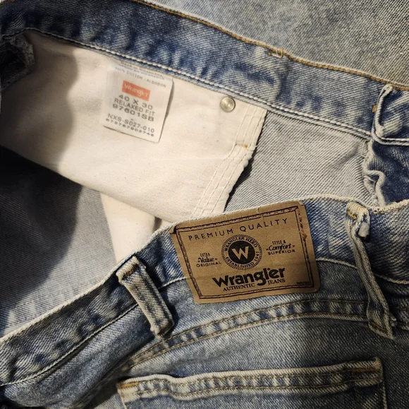 Wrangler Jeans Relaxed Fit Light Wash Denim Pants Classic Mens Size 40x30 - Picture 7 of 11